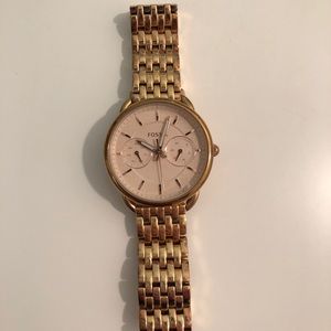 Rose Gold Fossil Watch - Like new!!